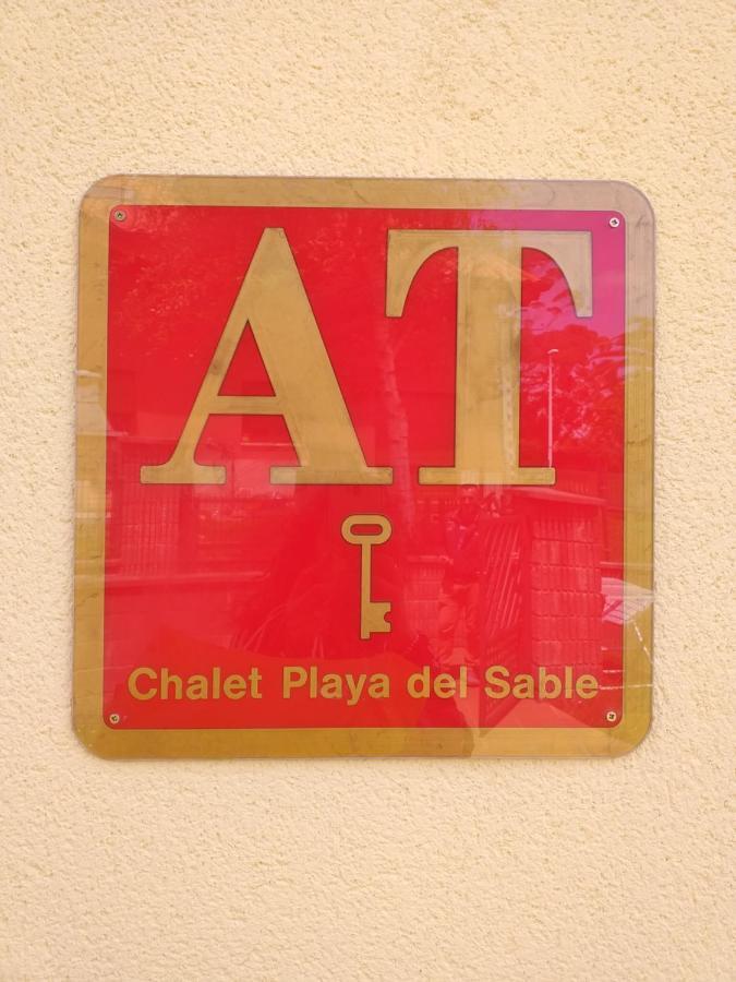 Chalet Playa Del Sable Hinojedo Eksteriør billede